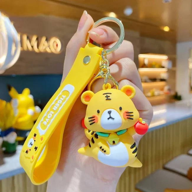 Tiger-with-Apple-3D-Keychain-5